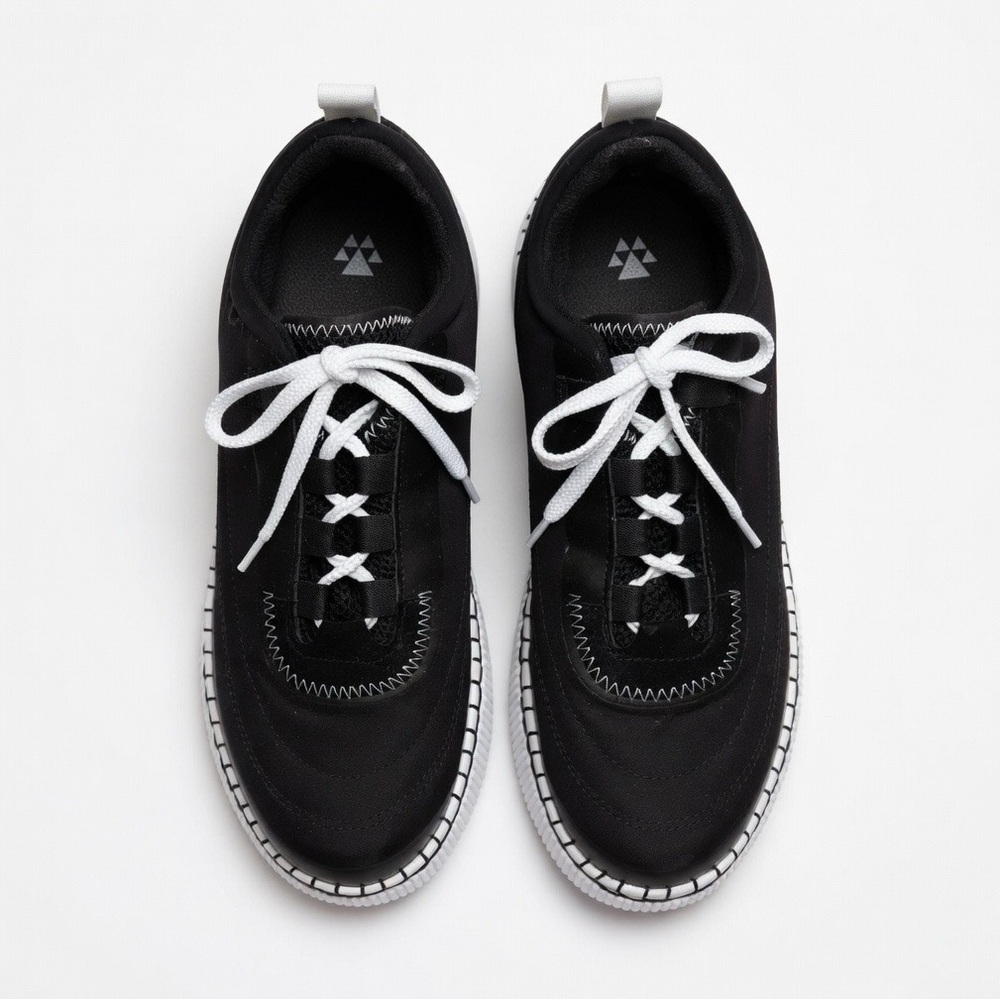 Cougar Black Athletic Shoes with White Laces